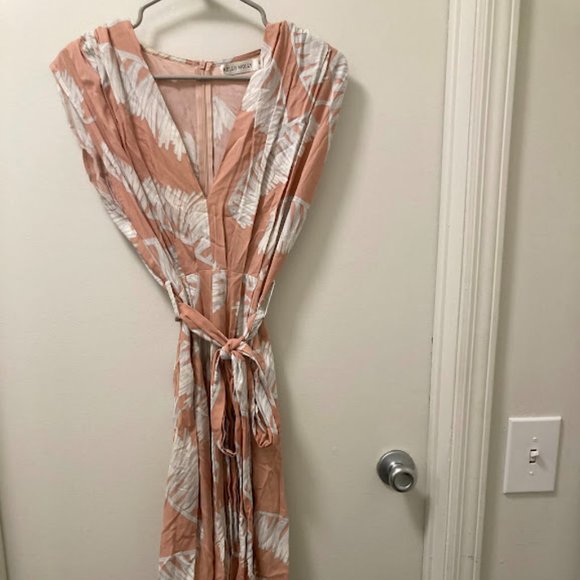 Hello Molly Flowy Palm Midi Dress - Picture 1 of 4